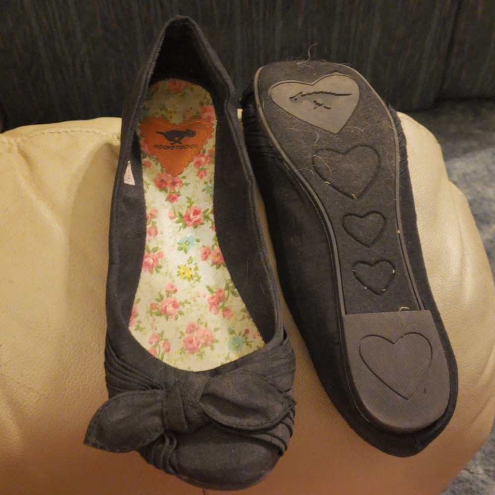 Black flats